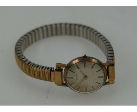 9ct gold Rotary ladies wristwatch with gold plated strap (winder missing)