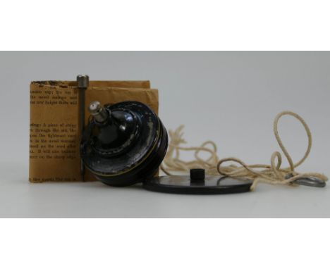 Marklin Toy Spinning wheel "Hupsa" an artistic top spinning toy, in original box with paperwork