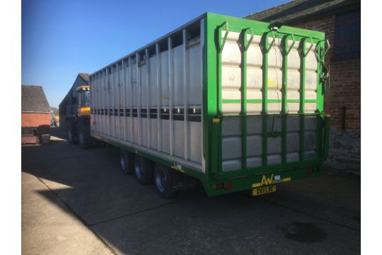 2014 A W Livestock Trailer 29ft With Hydraulic Lift Up Decks Air Brakes In Excellent Condition