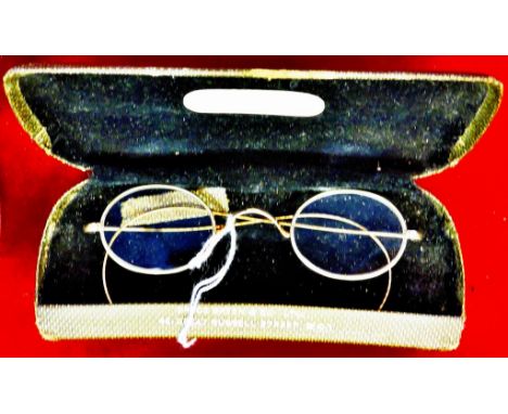 Vintage gold filled oval framed spectacles in original Bruce Green & Co Ltd case. Good condition for age.