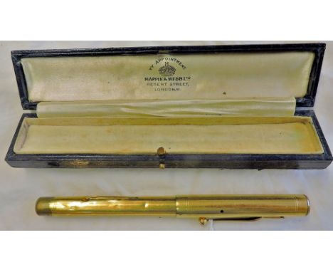 Vintage rolled gold pen marked patent Jan 1915 on clip. Swan 14K gold Mabie Todd nib. Poor condition but appears to be in ori