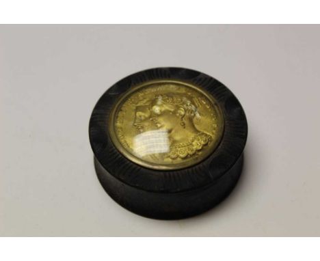 Interesting 19th century snuff box, probably pressed horn, with gilt twin portrait under glass of Queen Victoria and Albert, 