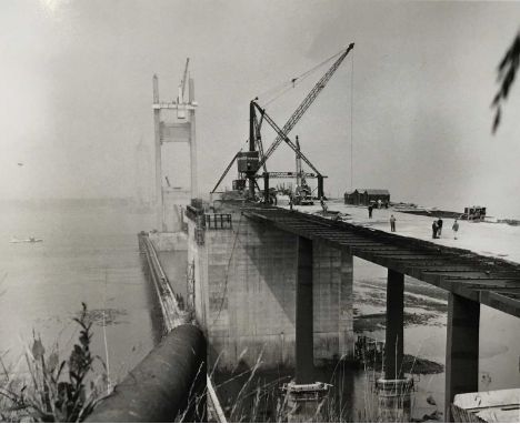 Pamela Chandler (1928-1993) collection of photographs, predominantly mid 1950s -1960s and other materials on an architectural