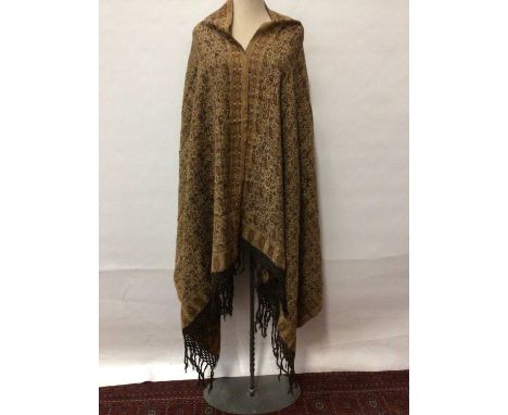 An Indian woven paisley shawl with a quantity of vintage fabrics including Farouche screen print Tassinari Chatel Pair, Sande