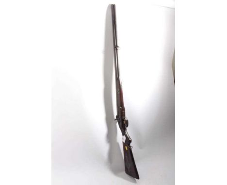 19th century Indian percussion double-barrelled sporting gun with heavy 20 bore barrels 82 cm, engraved locks, half stocked w