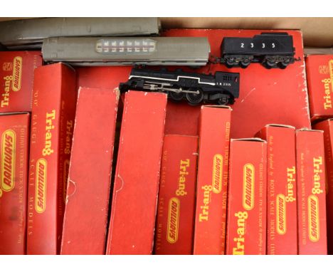 Early Boxed Tri-ang 00 Gauge Transcontinental Trains and Accessories,  including R57 diesel and dummy end in early plain red 