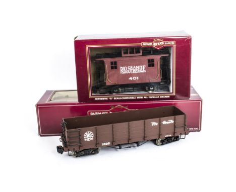 Bachmann Big Haulers G Scale American-style Coaching and Freight Stock, comprising two CMGR 'Jackson Sharp coaches in green w