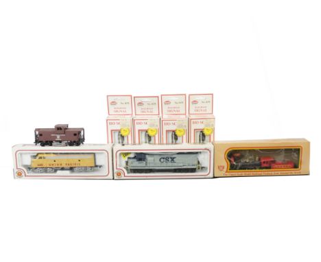 Bachmann IHV and Model Power American HO Locomotives and Signals, IHC INYO 4-4-0 Old Timer Steam Locomotive and Tender, Bachm