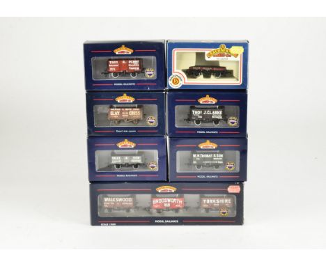 Bachmann 00 Gauge Private Owner Wagons, including one 3-wagon set 37-080X, one flat wagon, one van and 15 open wagons, W H Th