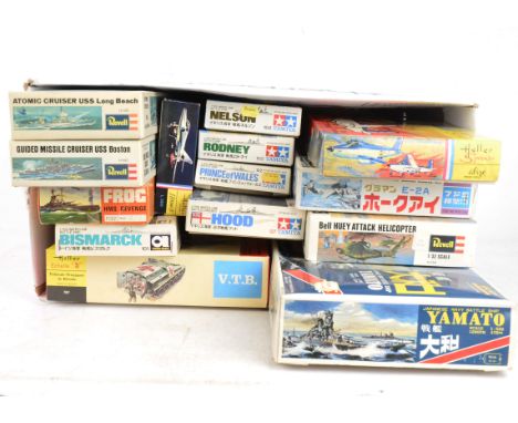 Military Air Sea and Land Kits, a boxed collection comprising Naval Kits mostly 1:700 scale, including Revell H460/H461 USS L