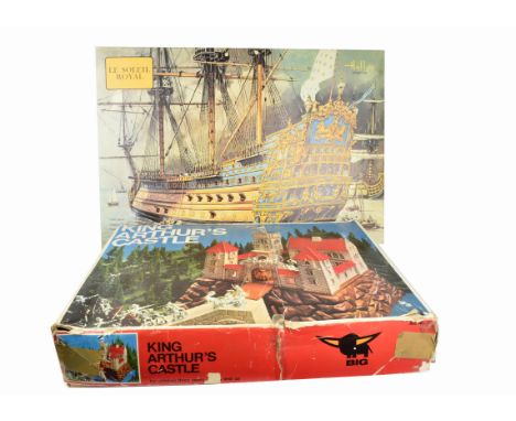 Heller Le Royal Soleil and A King Arthur's Castle, a boxed 1500 1:100 scale kit of the galleon Le Royal Soleil, appears compl