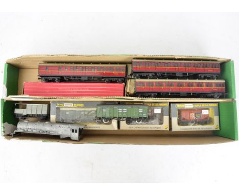 Hornby-Dublo and Wrenn 00 Gauge Rolling Stock, including boxed H-D Pullman Car no 74 (VG-E, box VG, 2 older LMS crimson and o