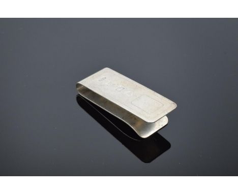 Hallmarked silver money clip (Birmingham 1989). 17.3 grams. Harrison Brothers &amp; Howson Ltd. In good condition. 