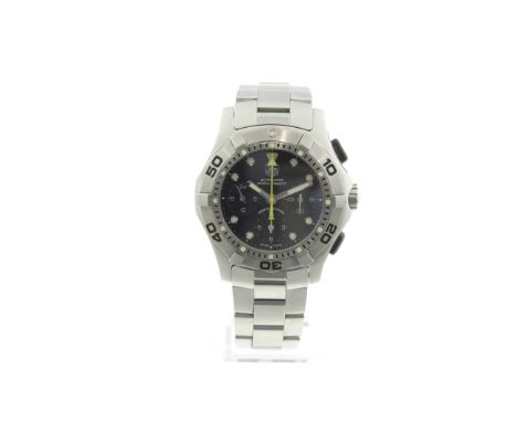 TAG HEUER - A gents stainless steel automatic Tag Heuer Aquagraph 500m chronograph calibre 60 divers wristwatch, on original 