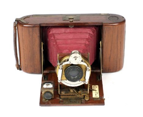 Lizars Day Spool Tropen Tropical Folding Camera. Fitted with Beck Symetrical Lens. (bellows show slight wear, otherwise condi