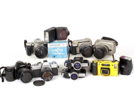 Minolta Collector's End-Lot. To include two Minolta 110 SLRs (MkI), Dynax 4 with 28-80mm; SRT 100x with good Rokkor 50mm f1.4