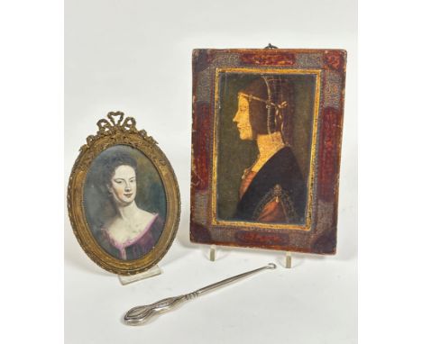 A Medici Society panel depicting Beatrice d'Este in gilt frame (20cm x 15cm), with original loop handle verso, an Edwardian b