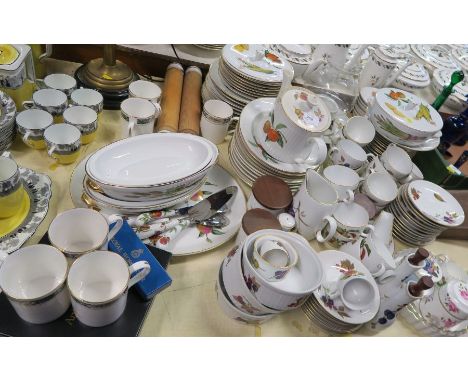 A Royal Worcester Evesham pattern part tea set and other pieces, together with other Royal Worcester kitchen items