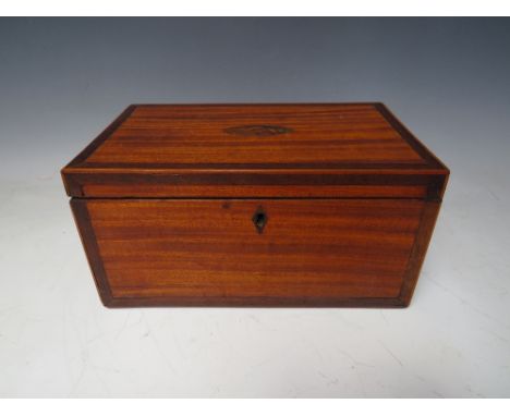 A GEORGIAN INLAID AND MARQUETRY TEA CADDY, twin compartments to the interior, W 25.5 cm