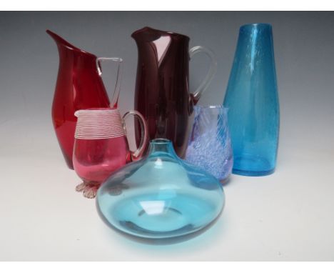 A COLLECTION OF ASSORTED WHITEFRIARS AND OTHER STUDIO GLASS ITEMS, to include a red glass jug with applied clear glass angula