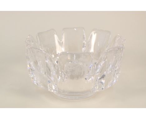 A signed Sandart glass bowl by Albin Trowski with figure and park bench decorations, No.105/300