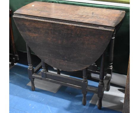 A Mid 20th Century Oak Drop Leaf Gate Legged Occasional Table, 77cm wide 