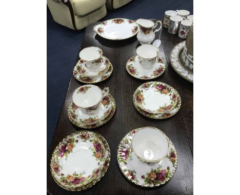 ROYAL ALBERT OLD COUNTRY ROSES TEA SERVICE