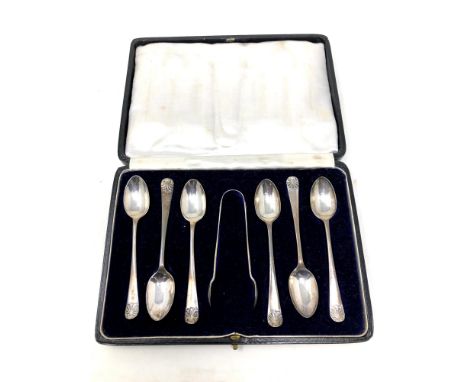 A set of six cased silver teaspoons and tongs, Sheffield marks CONDITION REPORT: 77.5g