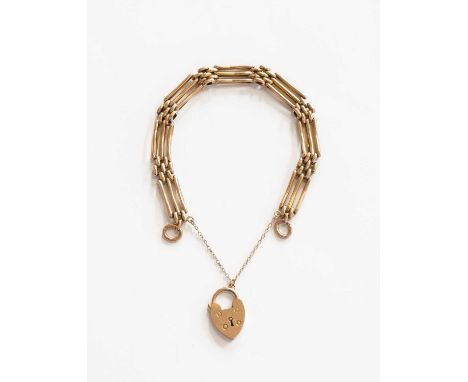 A Gate Link Bracelet, with a heart shaped padlock, both stamped '9C', length 17.5cmGross weight 12.4 grams.