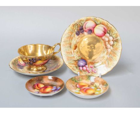 Royal Worcester Fruit Painted Pin Dishes, one indistinctly signed with black back stamps, largest 10cm, together with an Ayns