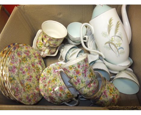 A collection of china and glassware to include a Royal Worcester "Green Bamboo" patterned part dinner service, a Royal Winton