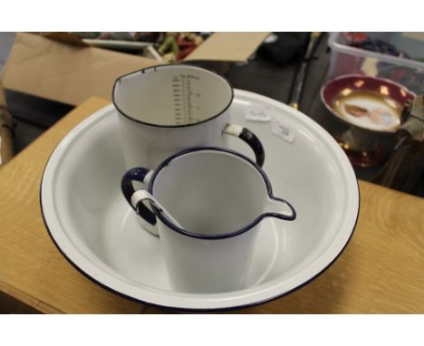 Enamelled bowl, 2 jugs and ladle