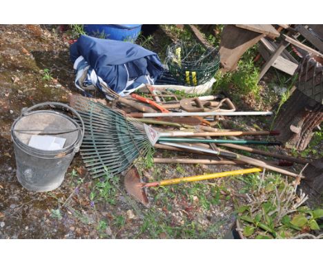 A QUANTITY OF GARDEN TOOLS, a gazebo (undetermined size), three galvanized buckets and 4 hanging baskets
