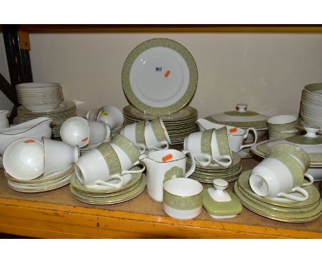 A FIFTY FOUR PIECE WEDGWOOD SIGNET GOLD DINNER SERVICE AND AN EIGHTY SIX PIECE ROYAL DOULTON SONNET H5012 DINNER SERVICE, the