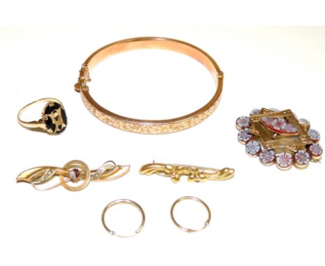 A 9ct rose gold floral engraved hinged bangle, 7.6 g approx; a 9ct gold initial ring "K", size P+; two 9ct gold bar brooches,