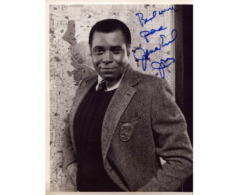 James Earl Jones signed 10x8 inch vintage black and white vintage photo.  Good condition. All autographs come with a Certific
