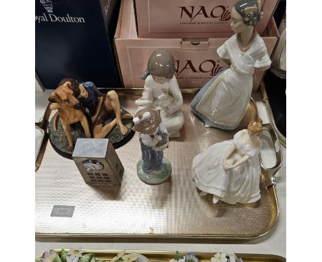 TRAY CONTAINING ROYAL DOULTON FIGURINE, ROYAL DOULTON BUDDIES PLUS 3 NAO FIGURINES AND RENNIE MACKINTOSH STYLE CLOCK      