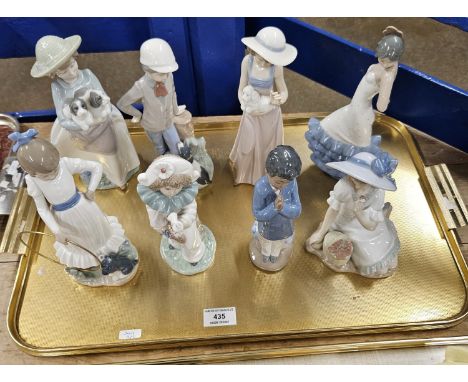 8 NAO FIGURINES      