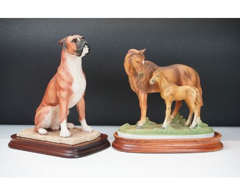 Border Fine Arts resin Boxer figurine (MT09) signed M Turner and raised on a wooden base, together with a Kowa ceramic mare a