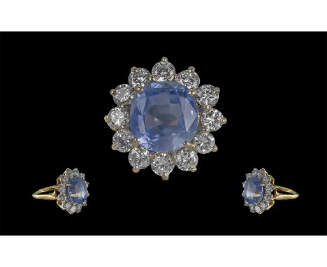 18ct Gold - Good Quality Sapphire and Diamond Set Dress Ring ( Impressive ) Marked 18ct Gold to Interior of Shank. The Centra