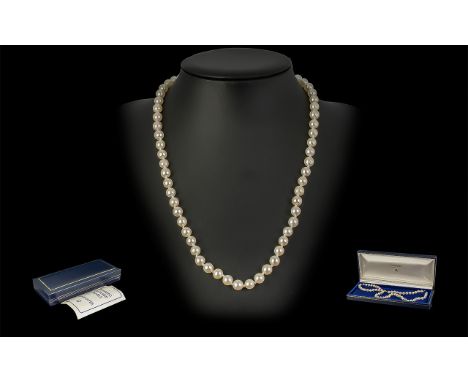 Mikimoto - Superb Cultured Pearl Necklace with 9ct Gold Clasp. Marked 9ct. The Well Matched Cultured Pearls of Excellent Lust