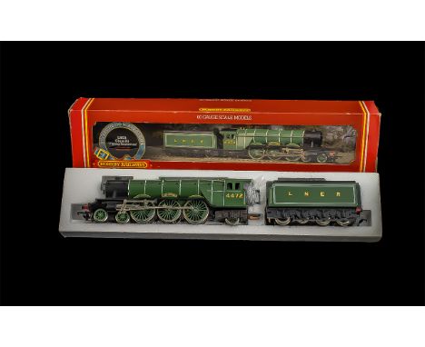 Hornby Railways 00 Gauge Model Locomotive Tender R 398, LNER Class A1 Locomotive 'Flying Scotsman' 4472, with original box an
