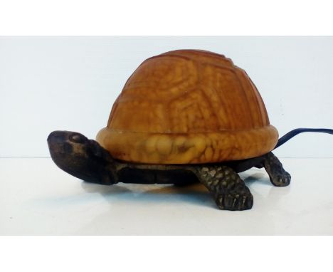 Table lamp in the form of a turtle 