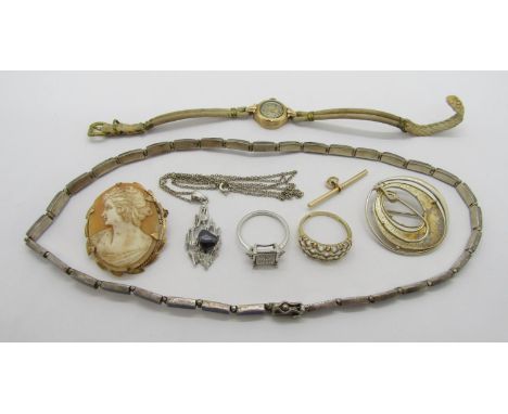 Small mixed group of jewellery comprising a 9ct gem set dress ring, 2.9g, a 9ct cameo brooch depicting a lady, a silver dress
