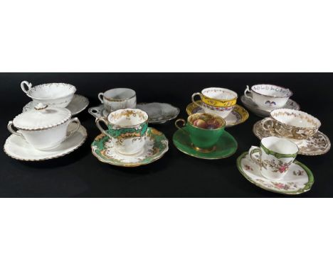 A collection of Victorian and later teacups and saucers, various factories and decorations, etc 