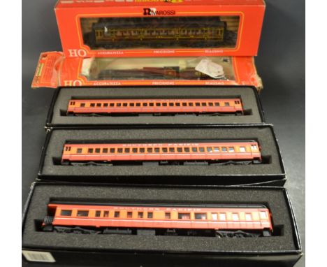Railways HO gauge - a Rivarossi 1348 Royal Scot 4-6-0 locomotive and six wheel tender, London Midland & Scottish Railway comp