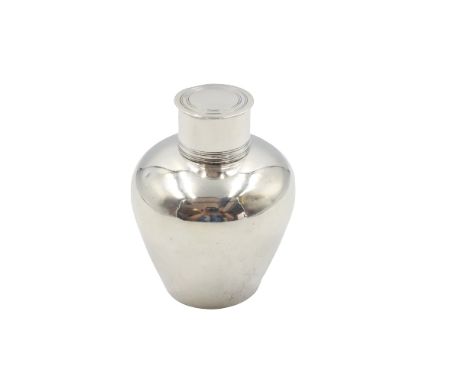 English 1889 Sterling Silver Tea Caddy 2.8ozt Size: 3 x 3 x 3 1/2 in.