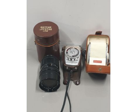 MAYFAIR CRYSTAR 135MM F/3.5 LENS IN ORIGINAL CASE TOGETHER WITH A CASED SAMOCA LIGHT METER PLUS A SIXTOMAT ROLLER SHUTTER MET