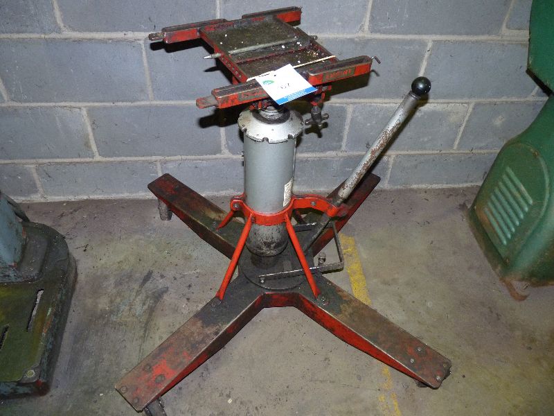 * BLACKHAWK MODEL 67554 TRANSMISSION JACK; CAPACITY 1/2 TON.