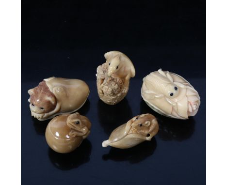 A group of vegetable ivory netsuke and animal figures (5) 